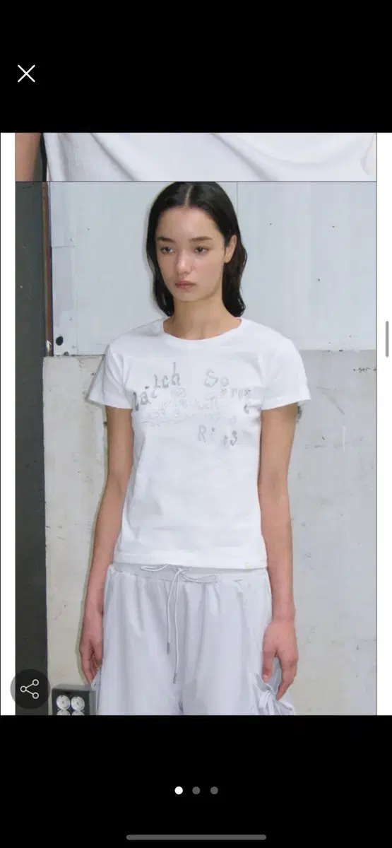 무신사 타입서비스 Catch Embroidery T-Shirt