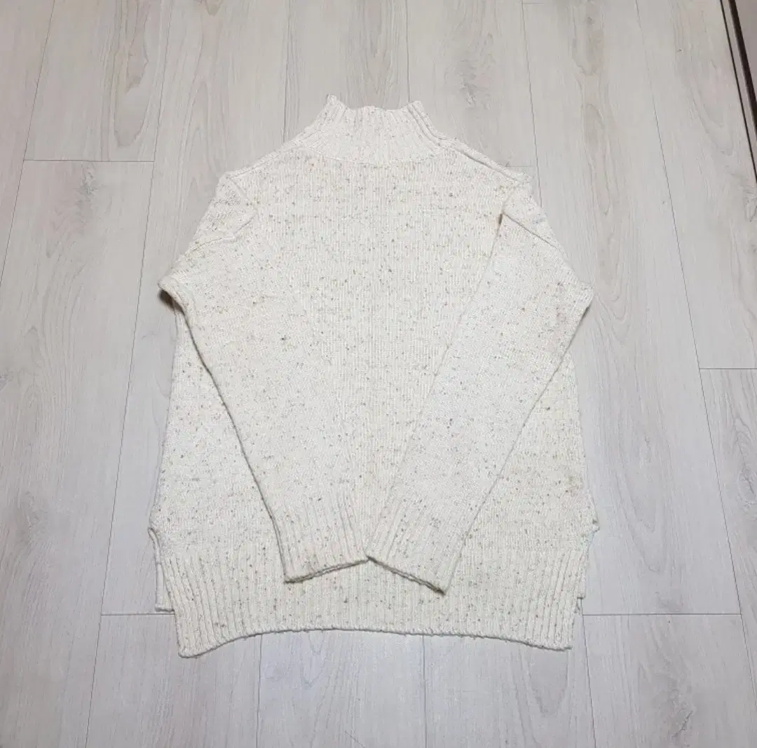 Ivory knit