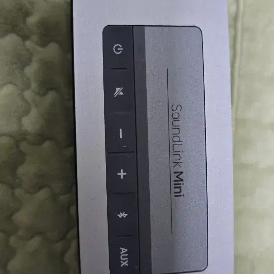 BOSE. soundLink Mini 1