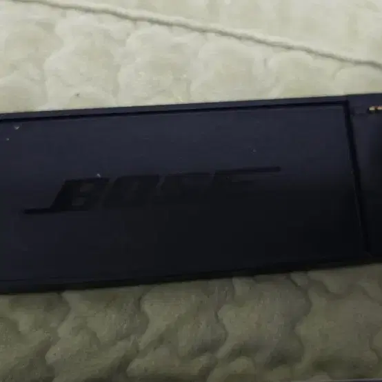 BOSE. soundLink Mini 1