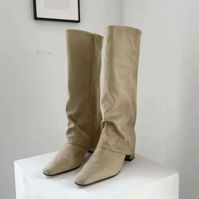 이너뮤트 레이어드 부츠 layered boots 스웨이드 베이지