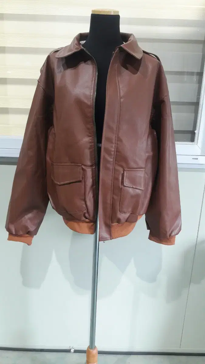 Aviation jumper-style leather jacket (new)