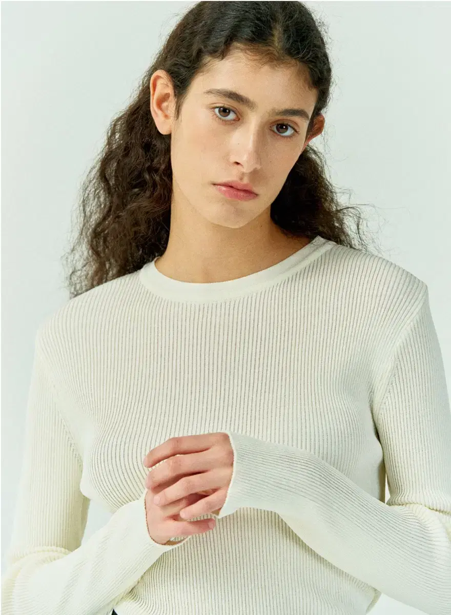 엔오디 nod ribbed round knit 아이보리