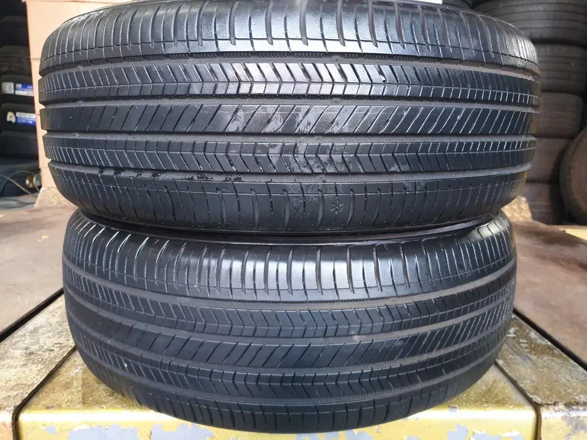 2155517중고타이어 솔루스 TA51 215/55R17 94V 2본세트