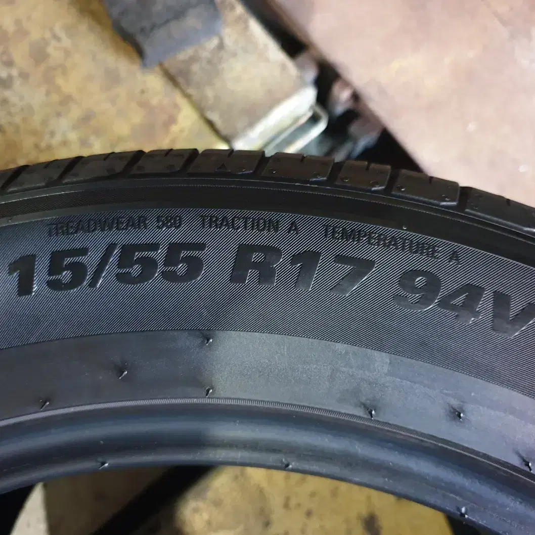 2155517중고타이어 솔루스 TA51 215/55R17 94V 2본세트