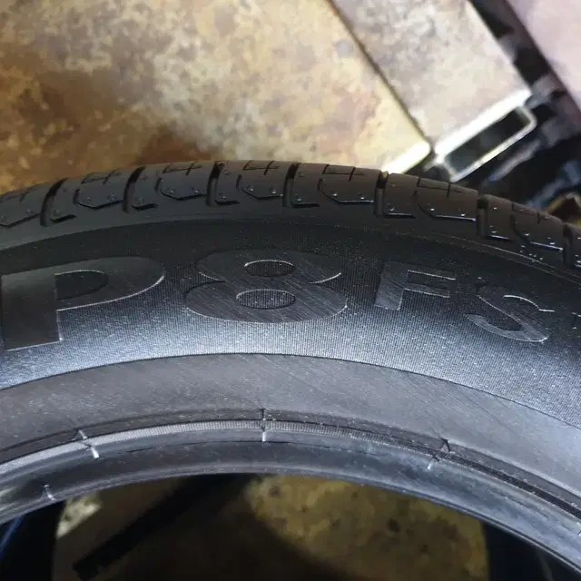 중고타이어 피렐리 P8 FS 205/55R 16 91V 2본세트