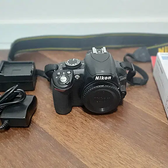 니콘 DSLR d3100 바디