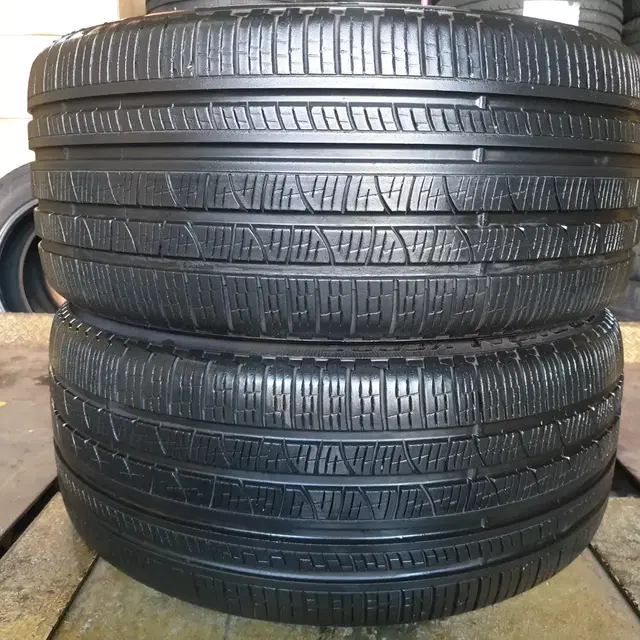 중고타이어  피렐리 스콜피온 베르디 285/40R 21 109V 2본세트