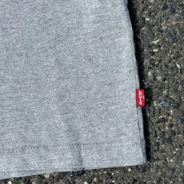 Levis 501 tee