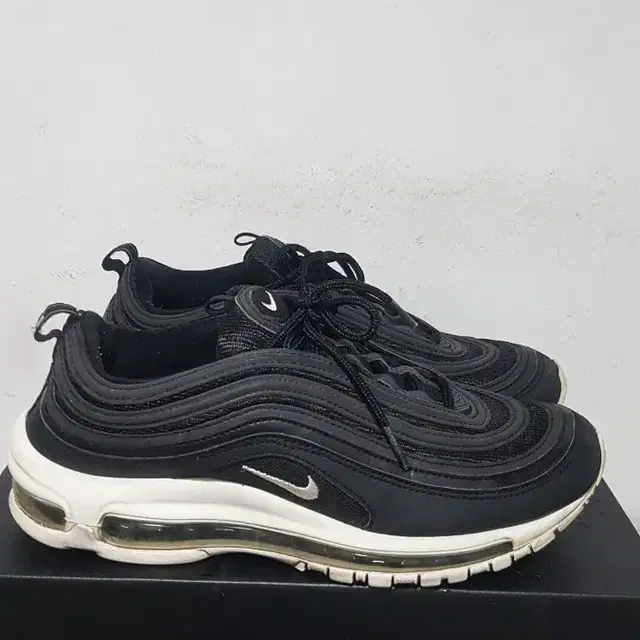 (택포)255~260 정품 NIKE AIR-MAX 97 쿠션 스니커즈!