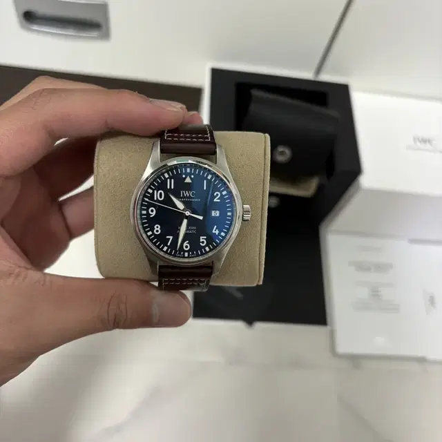 IWC 마크18 어린왕자 에디션 청판시계 판매