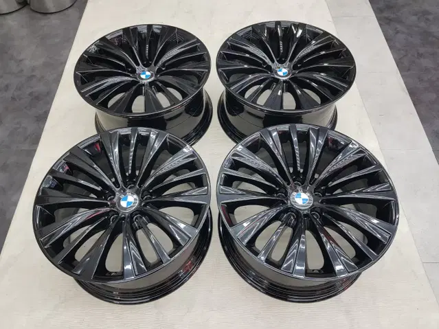 19인치 BMW 5GT 분체도장 블랙 순정 중고휠 한대분 팝니다