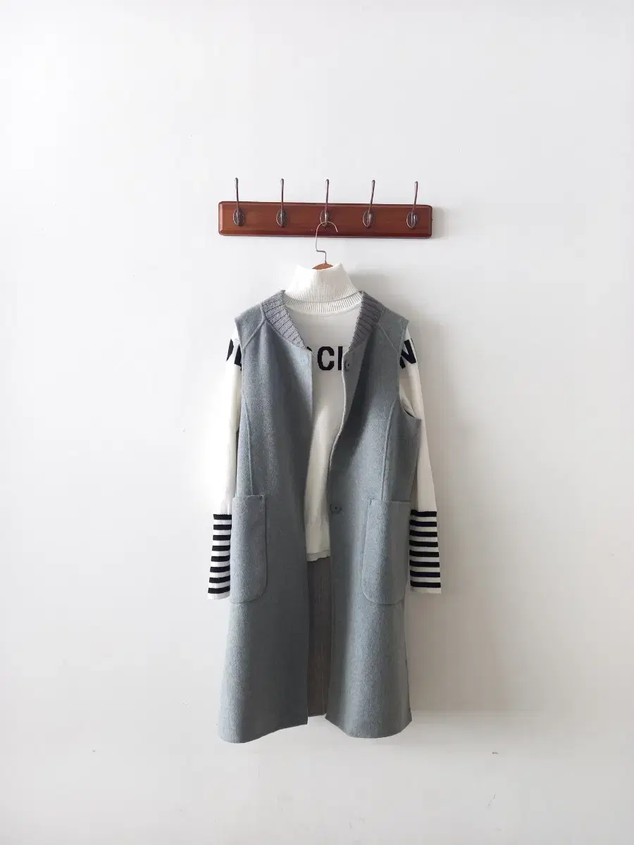 Shibori-neck handmade vest