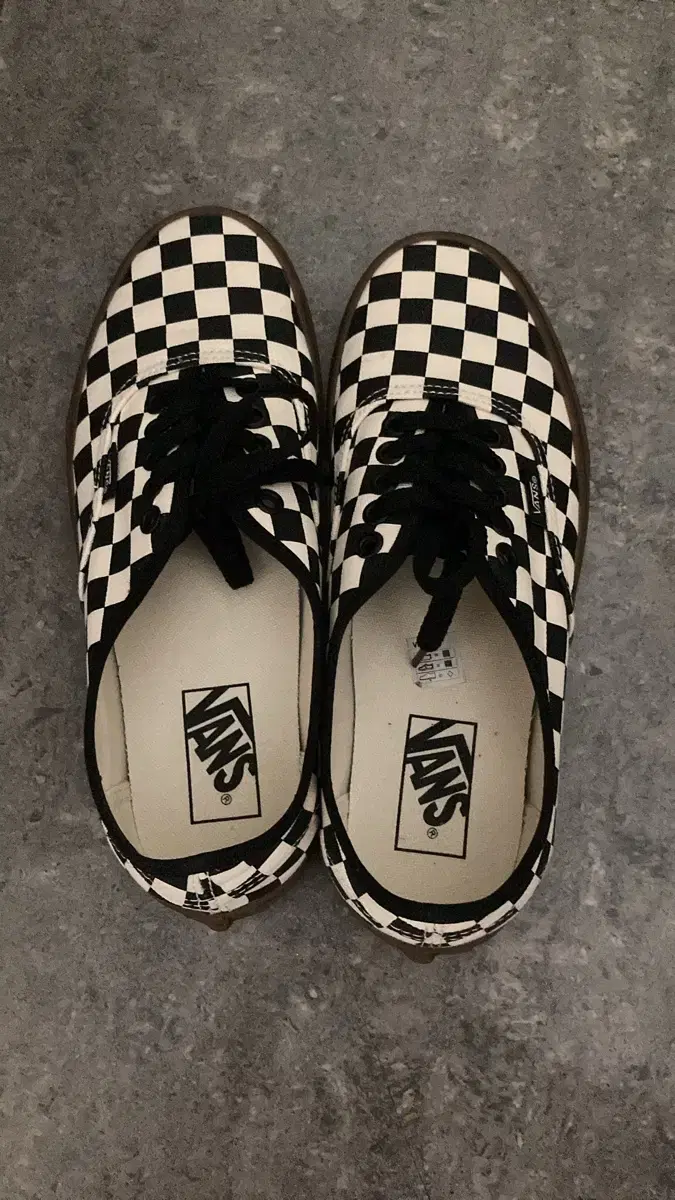 VANS 반스 체커보드 어센틱 검솔