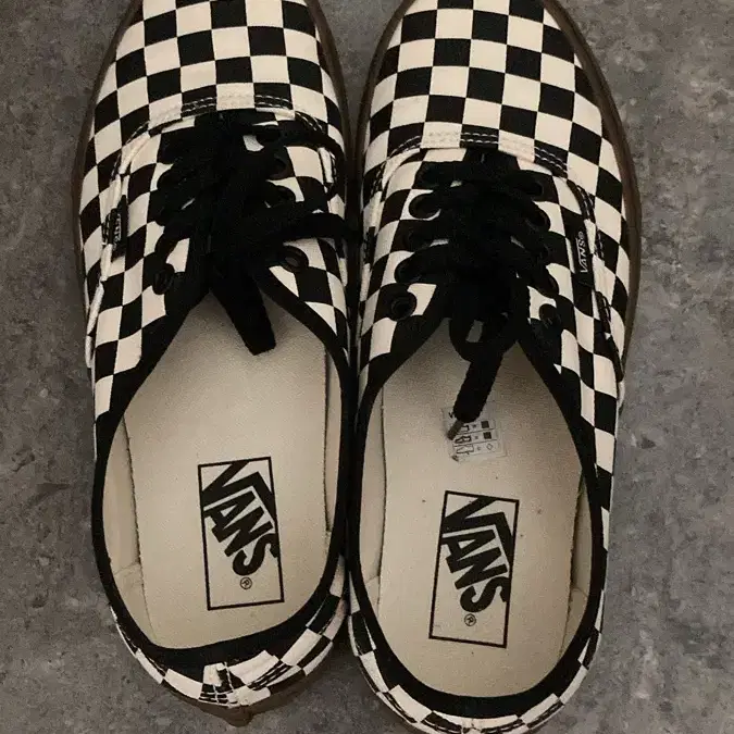 VANS 반스 체커보드 어센틱 검솔