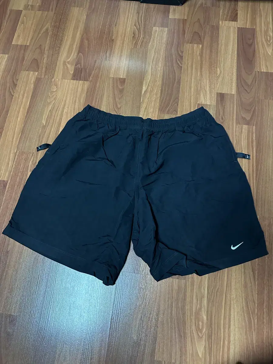 Nike NRG 솔로 스우시 쇼츠 블랙 US XL 사이즈