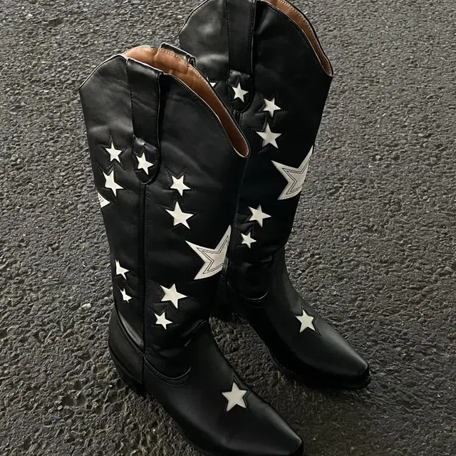 BADBLUE Leather Cowboy Boots Black