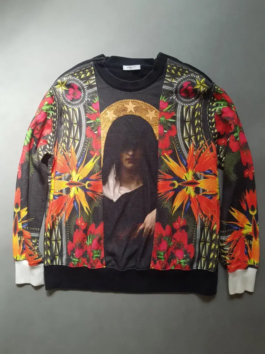 [M] Genuine Givenchy Madonna Multi Printed Zip-up Round T-shirt