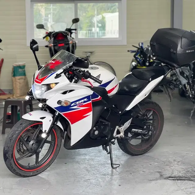 13년식 cbr125 아크라 구변o