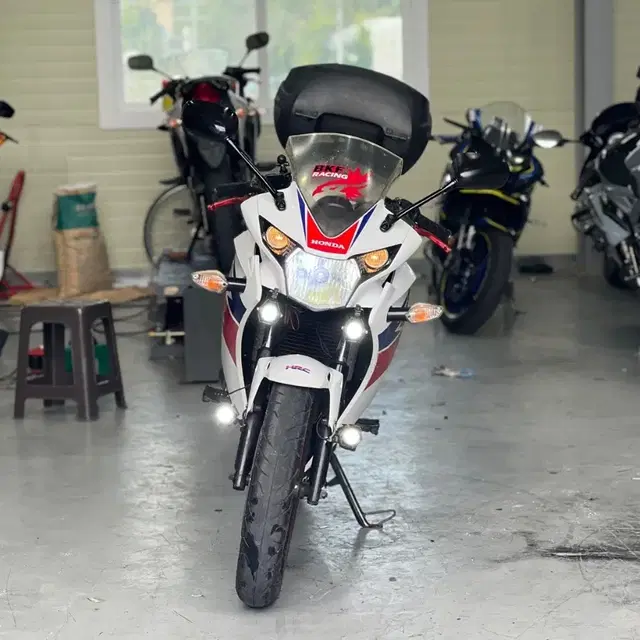 13년식 cbr125 아크라 구변o