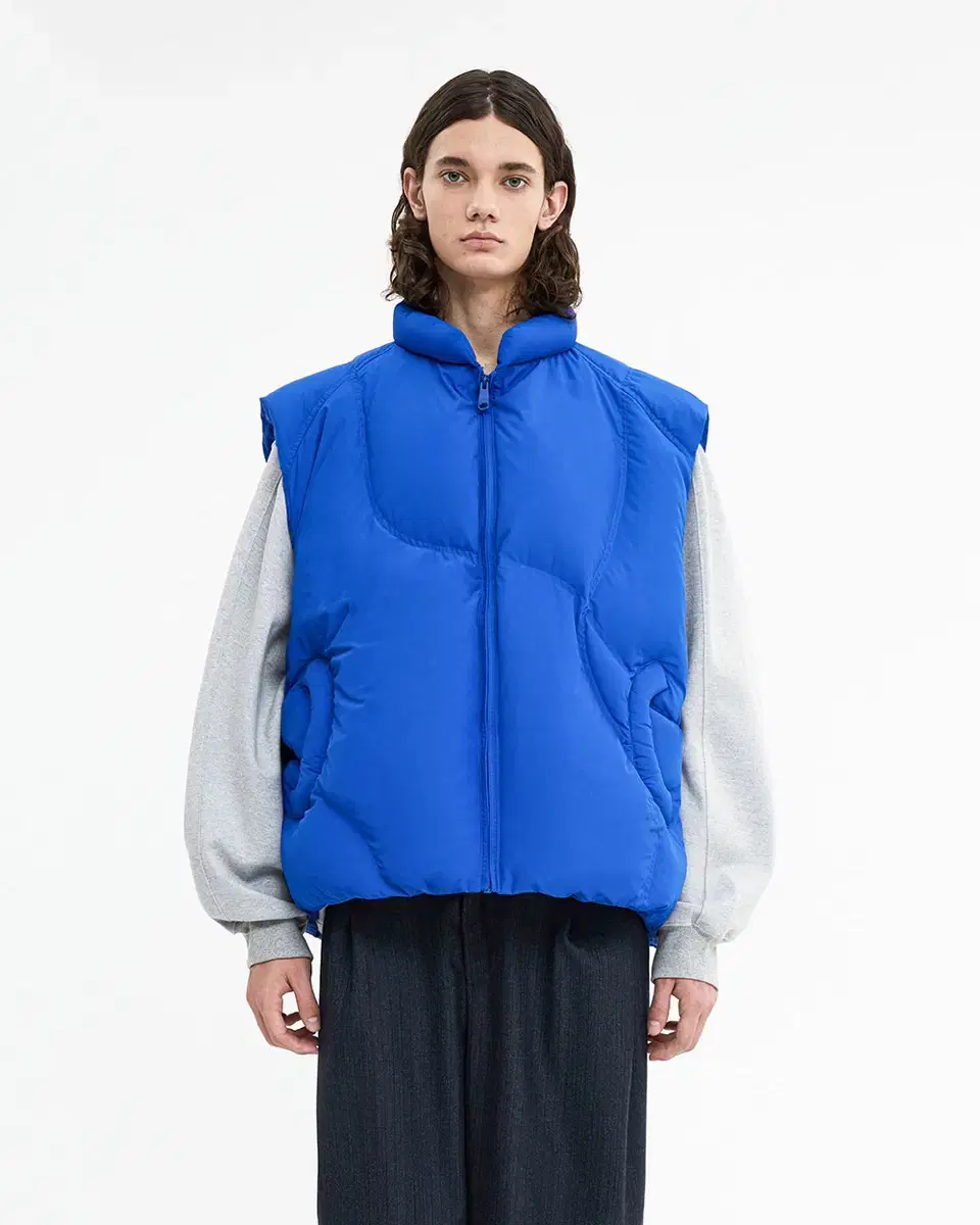 A1)Arthur Errors Clyde Poofer Vest bloo Padded vest Byun Wooseok wears