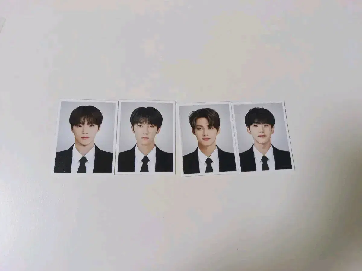 SEVENTEEN Proof Photo Proof unofficial goods sold (D8, Hoshi, Dino, Jun)