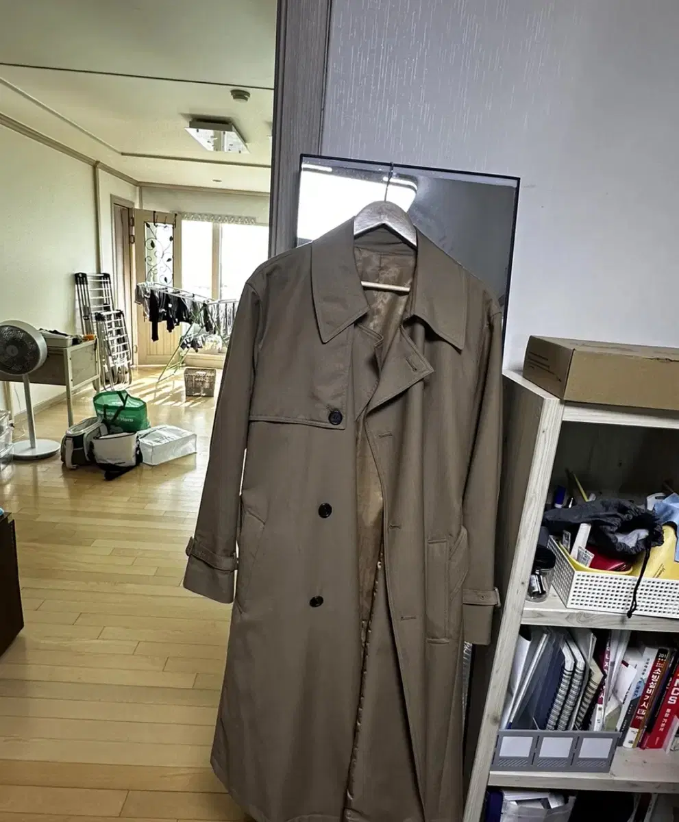 Mmgl Trench Coat(size: 2)