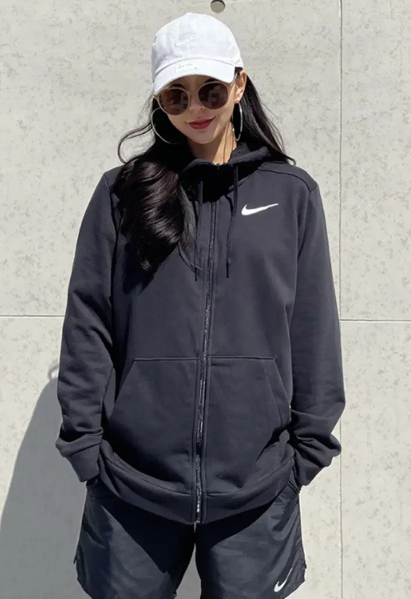 Nike Hoodie Zip Up