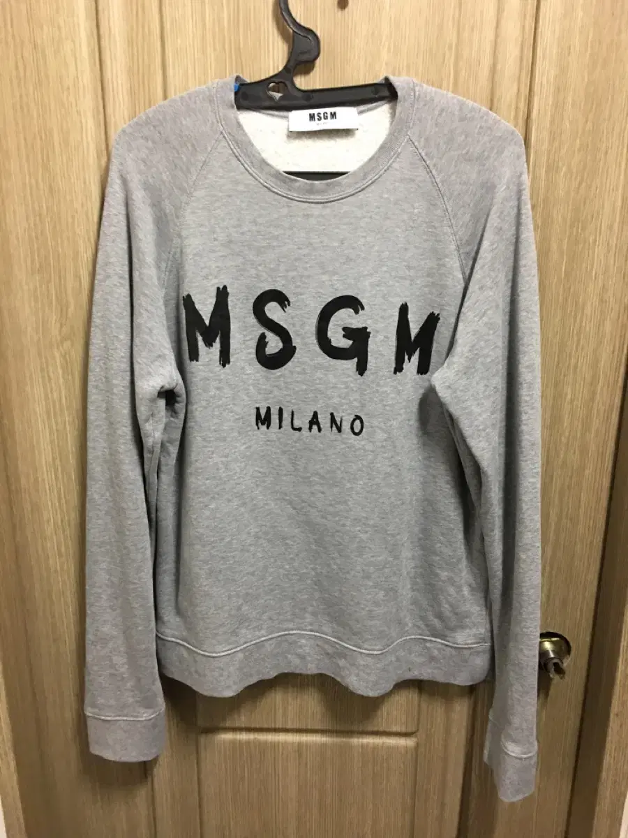 MSGM 맨투맨 기모 m