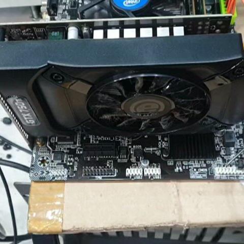 이엠텍 지포스 GTX 750 TI 1G 그래픽카드