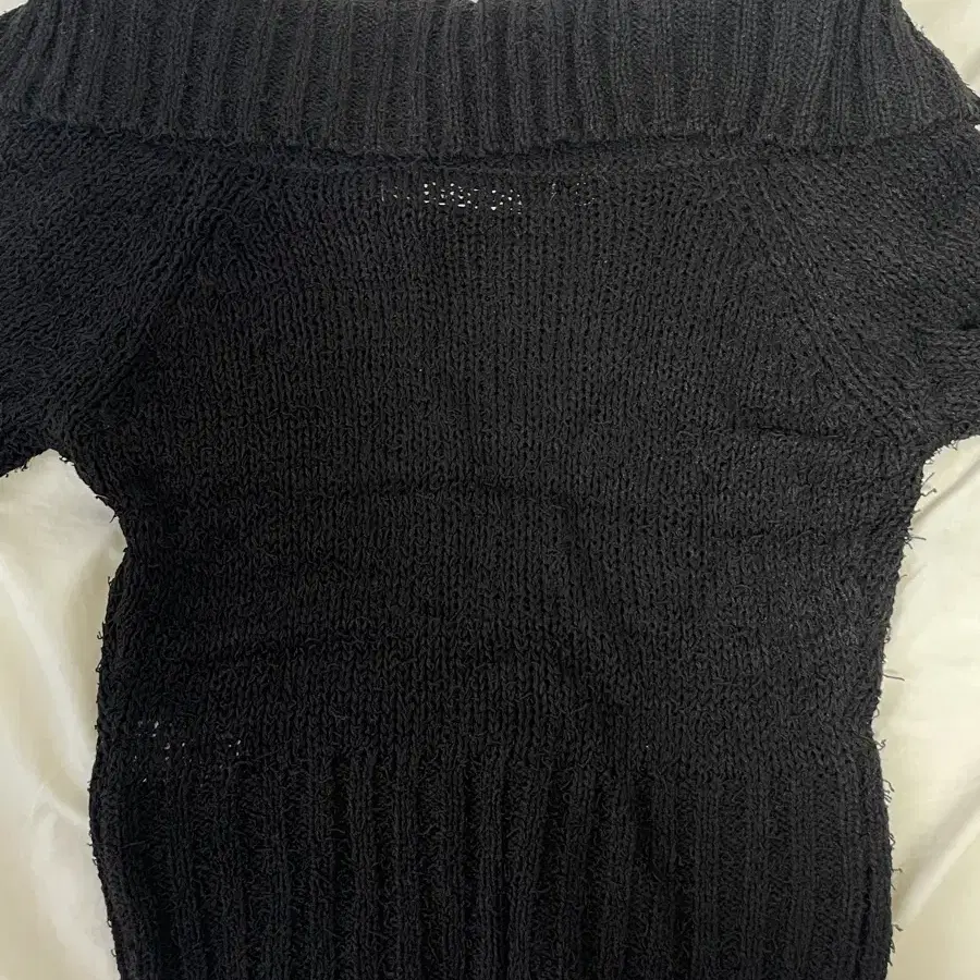 73. RIBBED BUTTON OFF SHOULDER, BLACK