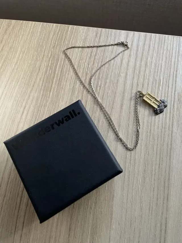 페노메코 wonderwall necklace