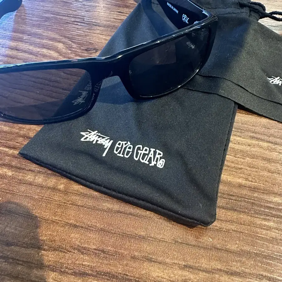 Stussy 스투시 Eric 선글라스 (미착용)