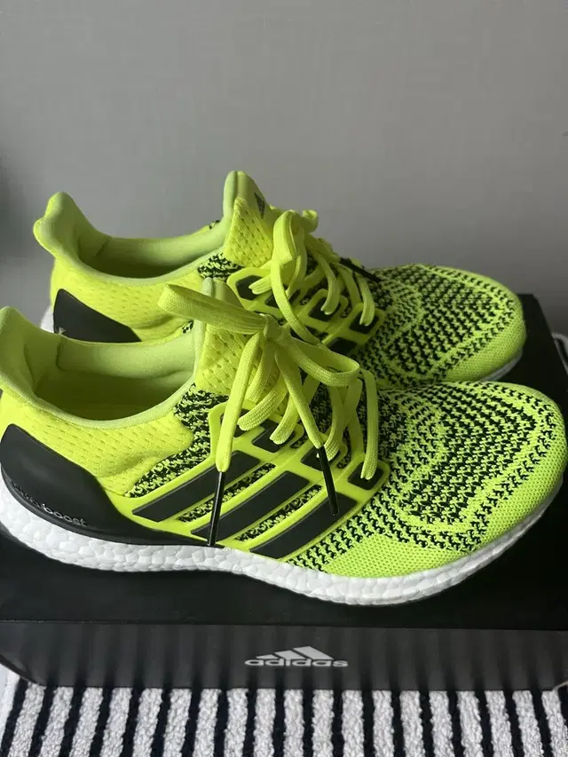 ultraboost 울트라부스트 235