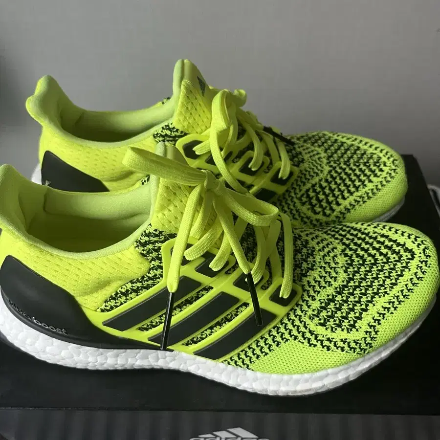 ultraboost 울트라부스트 235