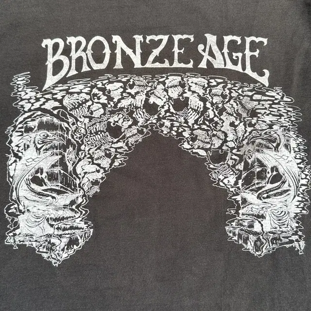 90s Bronze Age 빈티지 롱슬리브