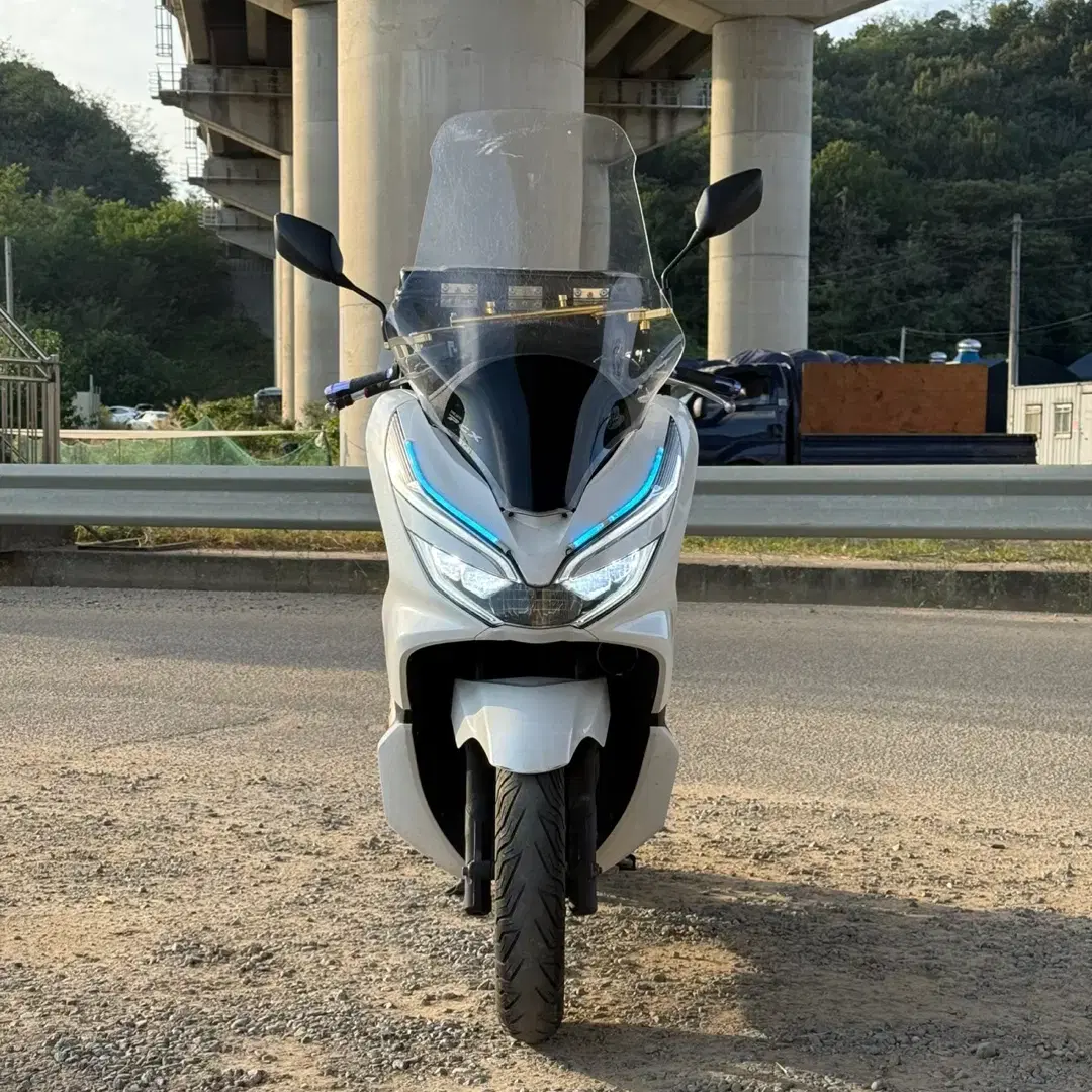 혼다 PCX125 20년식 저렴하게 판매합니다