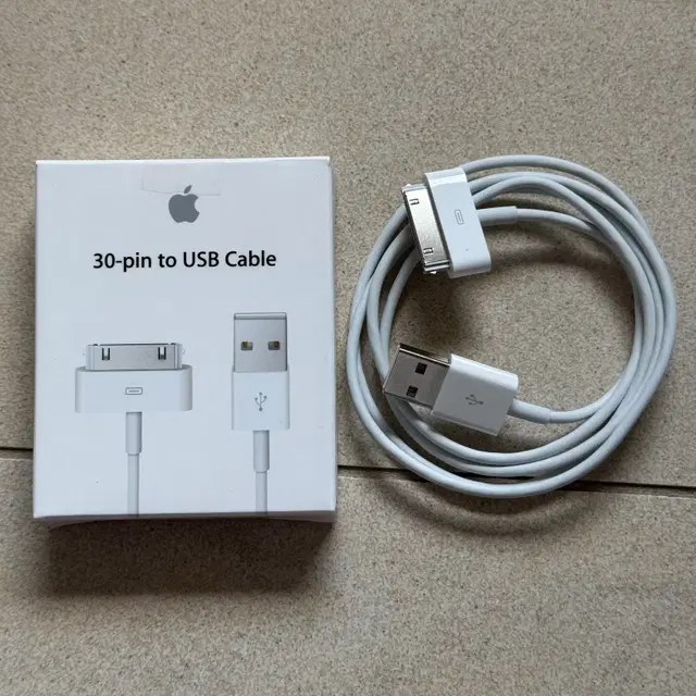 30-pin to USB Cable