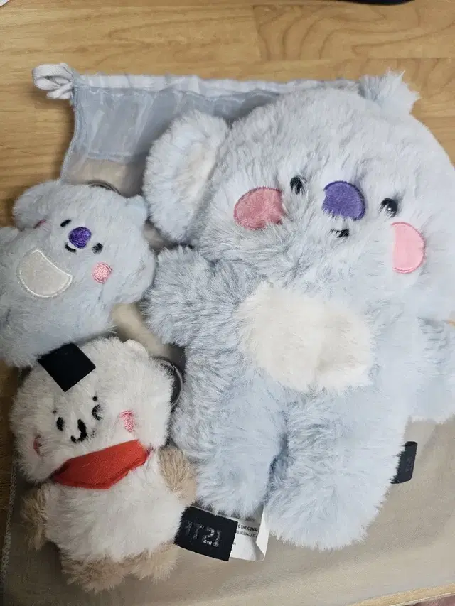 BTS 방탄소년단 BT21 플랫퍼 인형 키링 코야 알제이 양도 KOYA