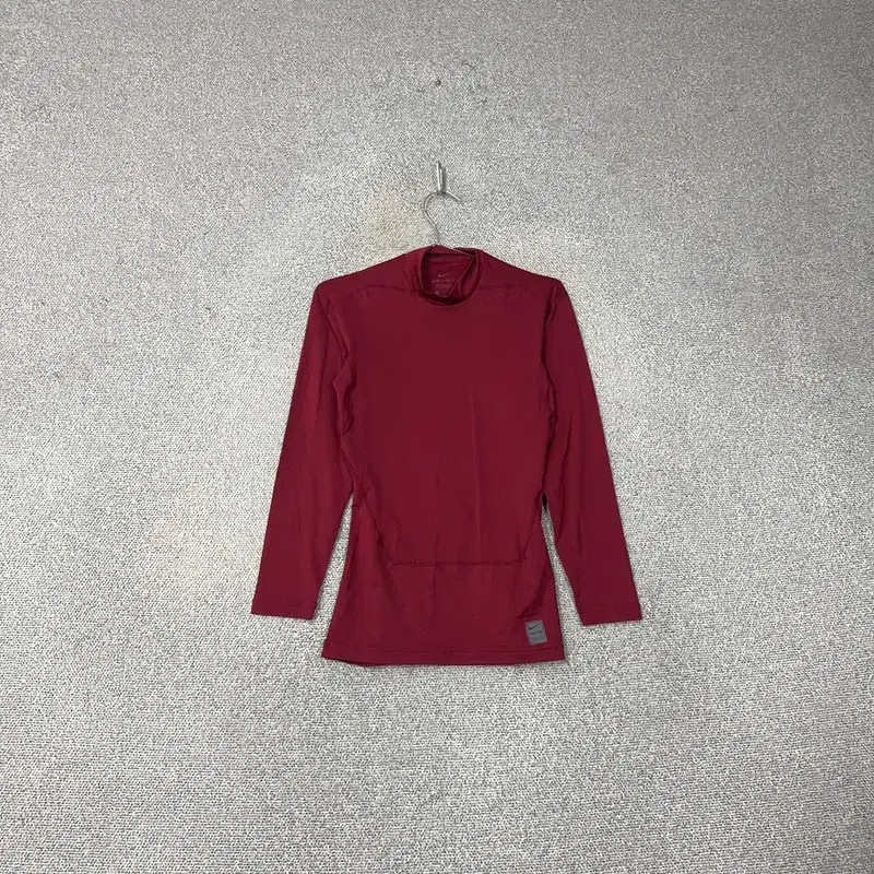 [New] Nike DryFit Burgundy Performance Long Sleeve Tee XL