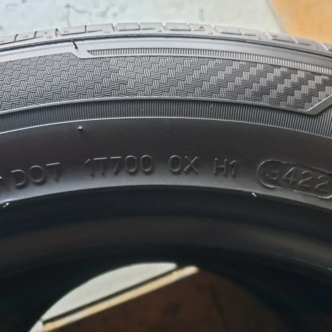 중고타이어 한국 벤투스 S2 AS X 225/55R18 102V 2본세트