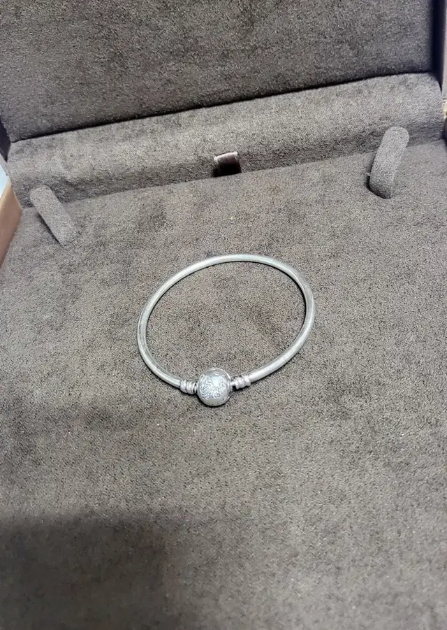 Pandora disney bangle 판도라 디즈니 뱅글 17 cm