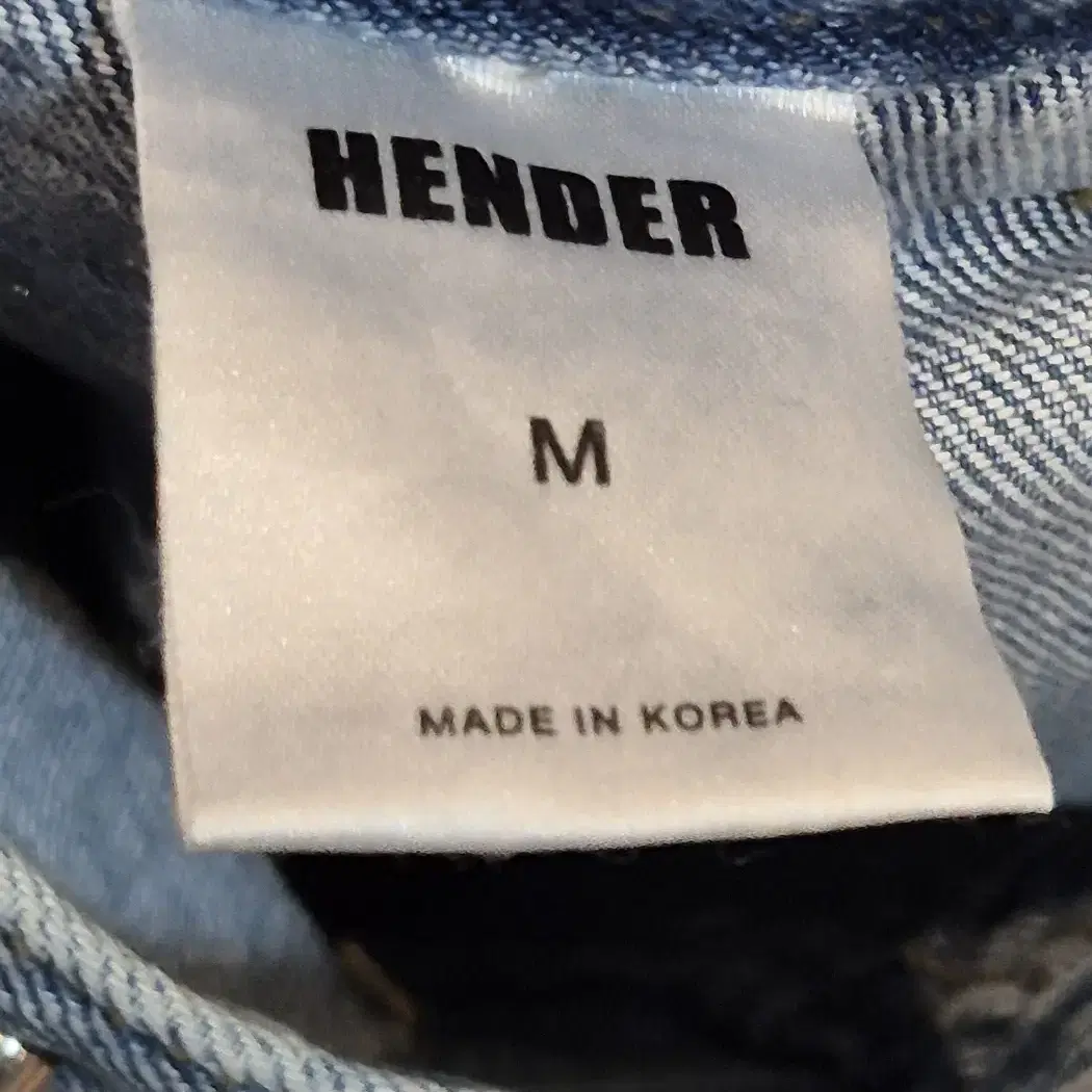 [여성M] HENDER 사이드라인 와이드 데님팬츠