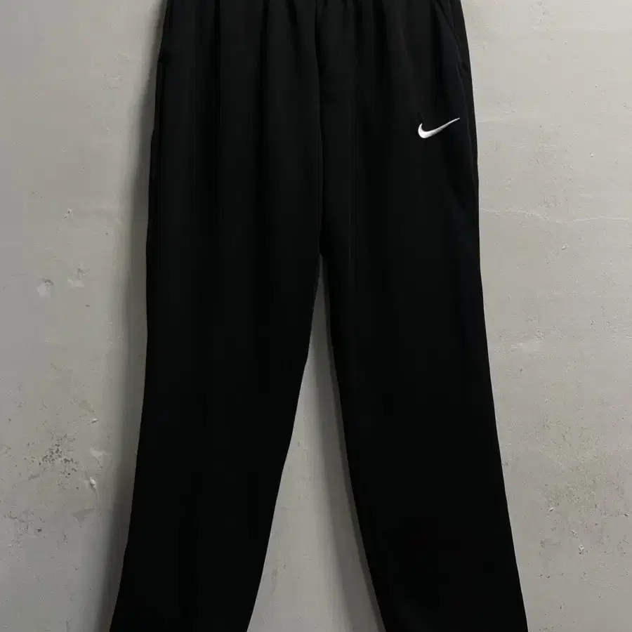 33-35 NIKE 나이키 스우시 로고 저스트두잇 기능성 스판 밴딩 바지