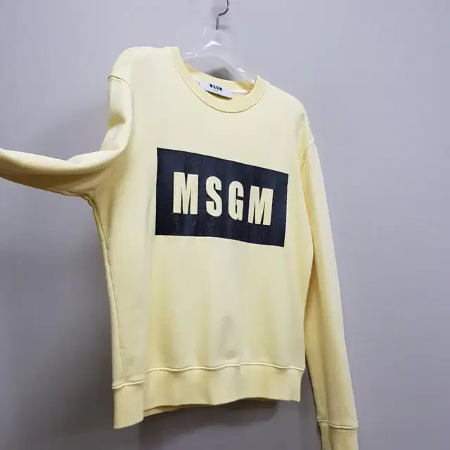 엠에스지엠 MSGM 스퀘어로고 맨투맨 S사이즈