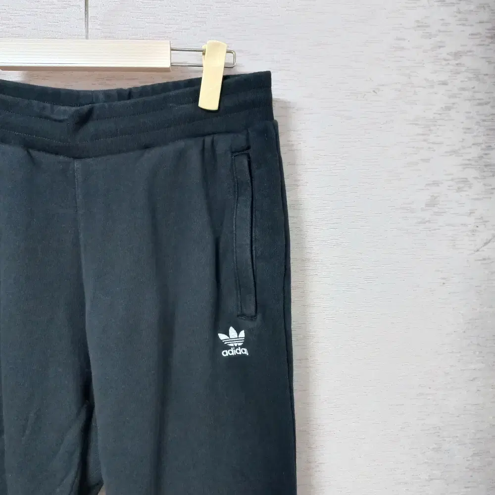 10-4/아디다스 TREFOIL PANT  시보리팬츠 남성XL