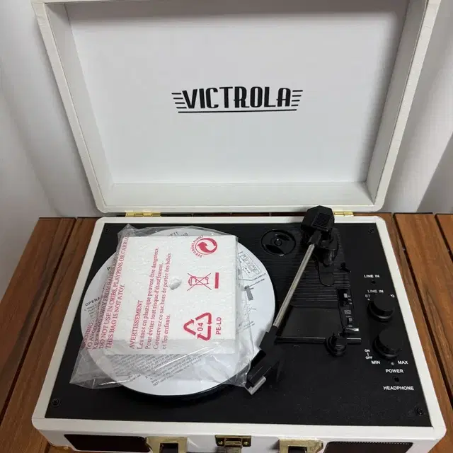 빅토리아 빈티지 Victrola Vintage 3단 블루투스 휴대용 턴블