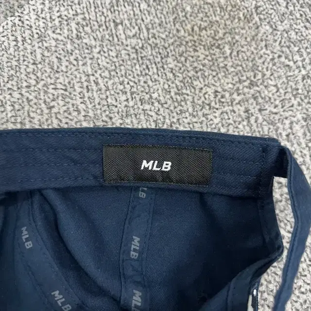 MLB 뉴욕양키즈 네이비 볼캡 FREE