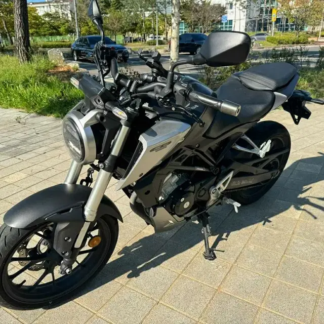 혼다 cb125r 19년형 abs모델 팝니다