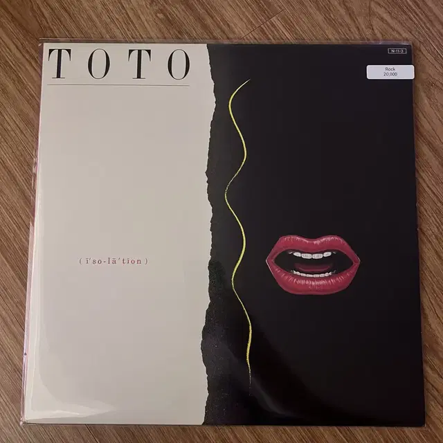 Toto isolation lp